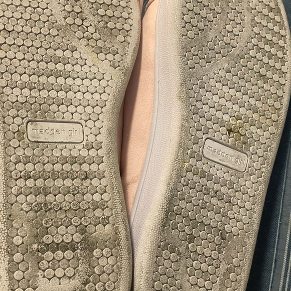 Steve Madden Foxy pink low top sneakers fur pom pom size 8 faux suede rose gold - Picture 14 of 14